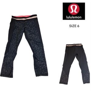 Lululemon Size 6 25-Inch Leggings - Black with Peach Seam